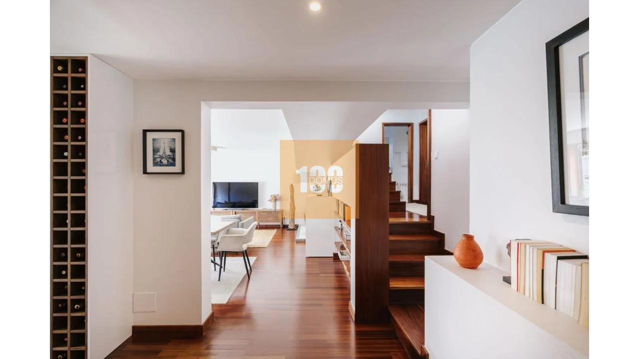 Apartamento T3 para Venda em Aldoar, Foz do Douro e Nevogilde Foto 1