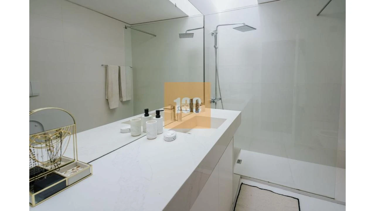 Apartamento T3 para Venda em Aldoar, Foz do Douro e Nevogilde Foto 19