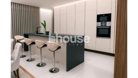 Apartamento T4 para Venda em Penafiel
