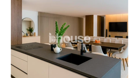 Apartamento T4 para Venda em Penafiel