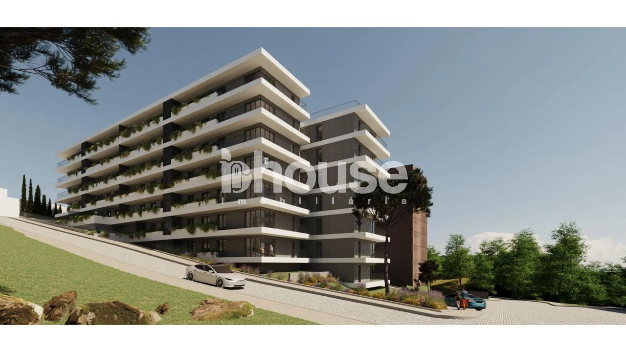 Apartamento T4 para Venda em Penafiel Foto 2