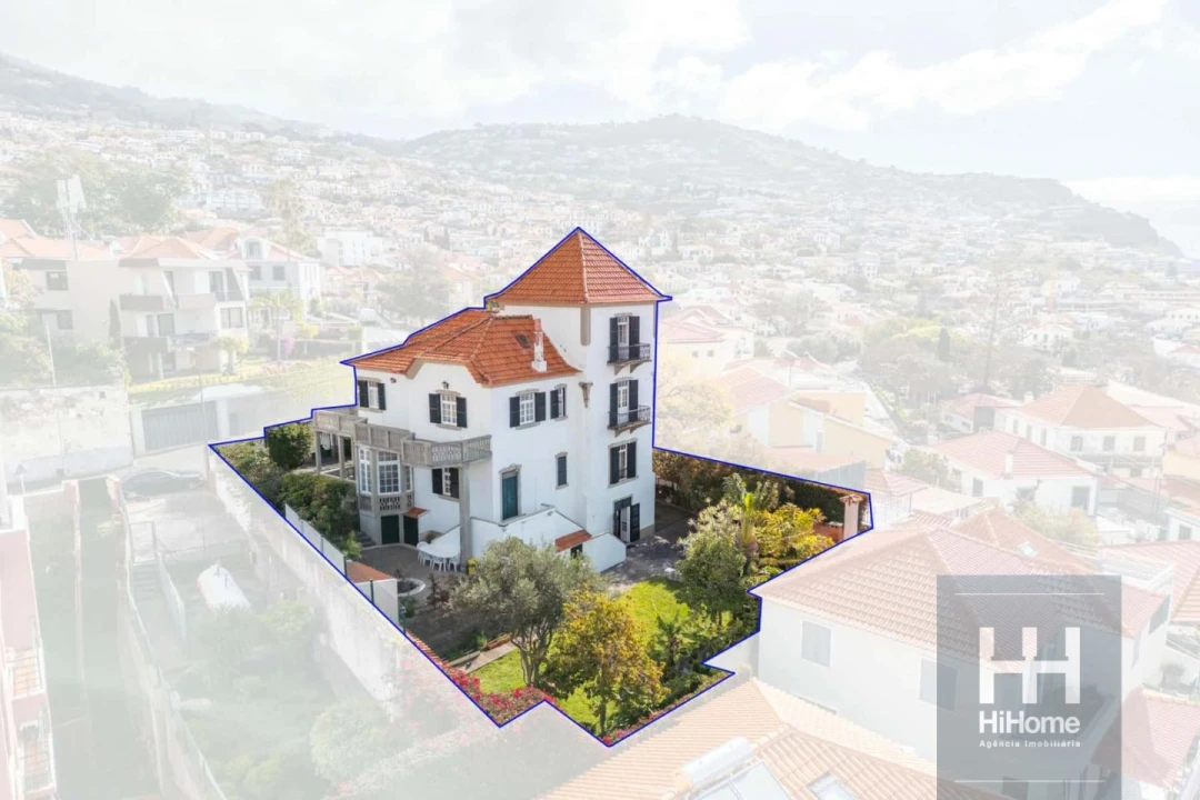 Moradia T4 para Venda em Funchal (Santa Maria Maior) Foto 44