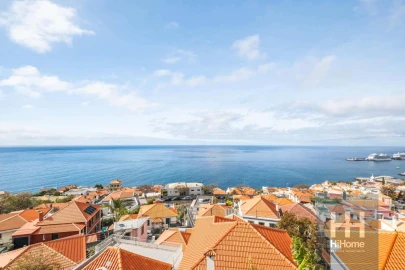 Moradia T4 para Venda em Funchal (Santa Maria Maior)