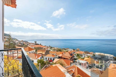Moradia T4 para Venda em Funchal (Santa Maria Maior)