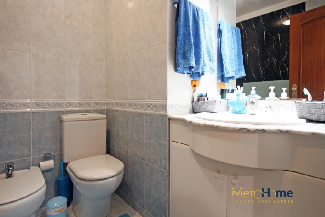 Apartamento T2 para Venda em Rio Tinto Foto 25
