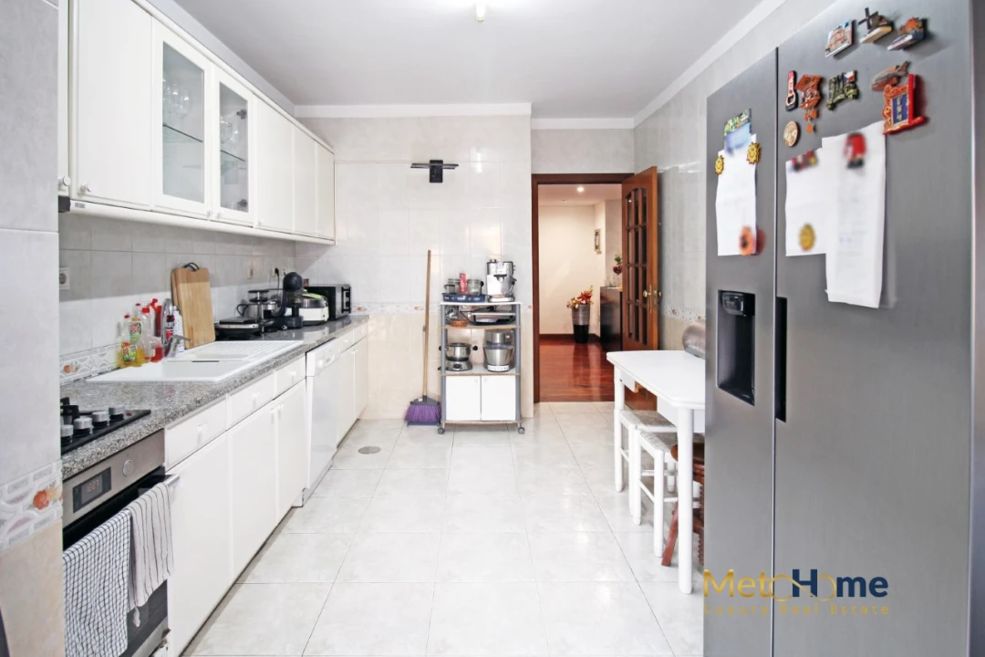 Apartamento T2 para Venda em Rio Tinto Foto 14