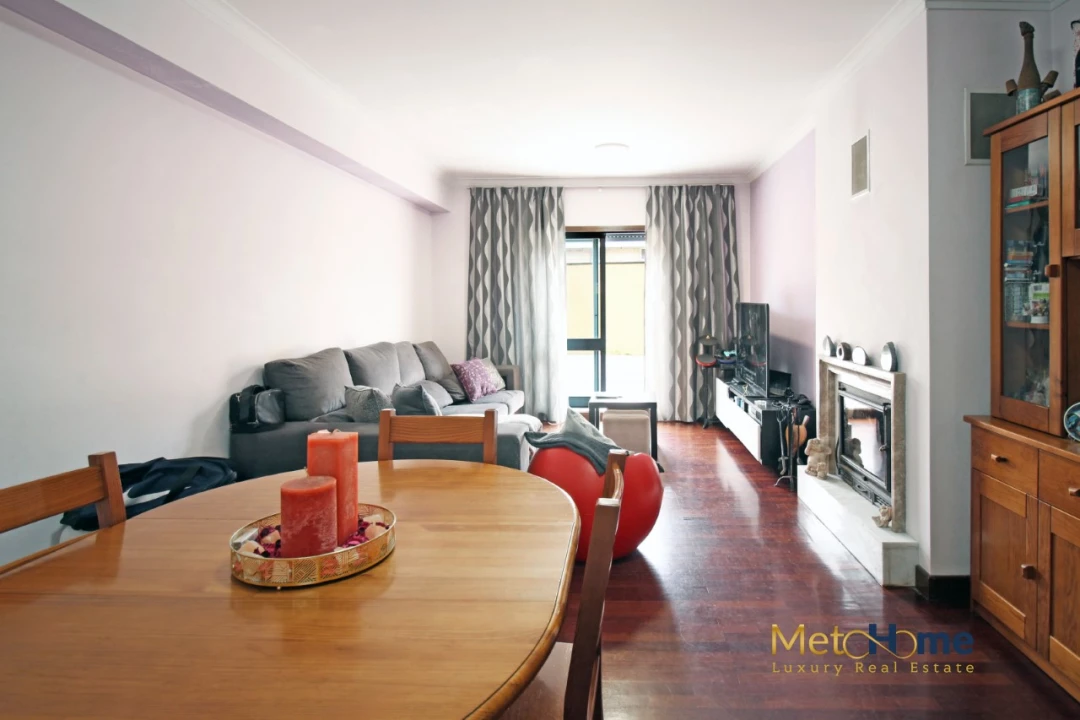 Apartamento T2 para Venda em Rio Tinto Foto 1