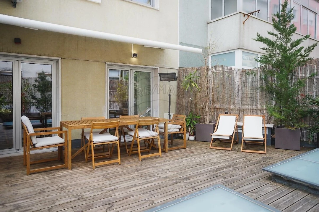 Apartamento T2 para Venda em Alvalade Foto 7