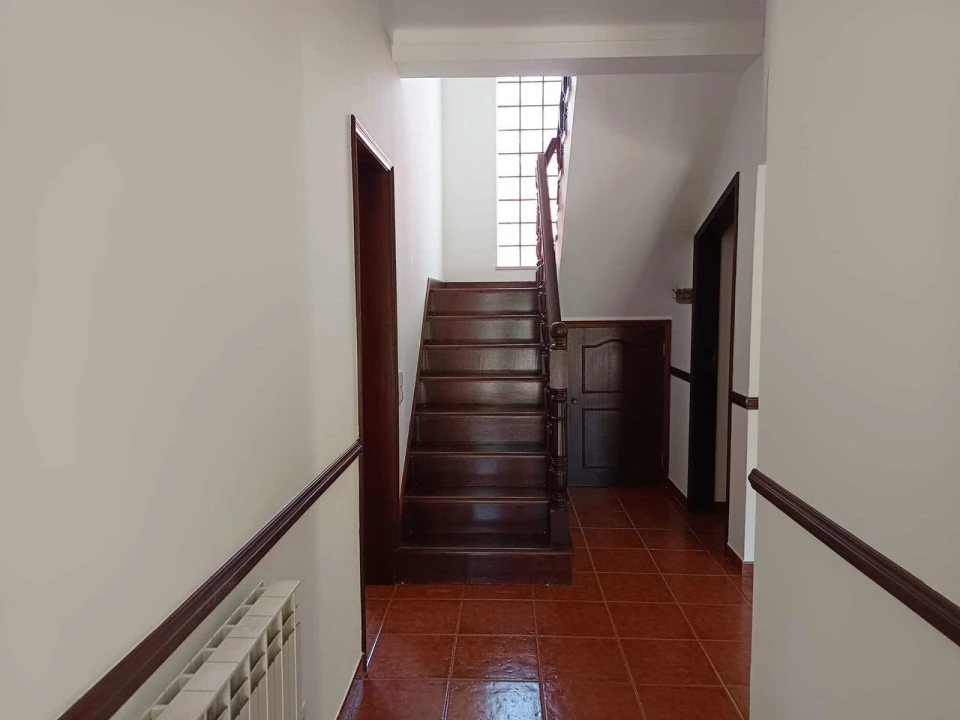 Moradia T6 para Venda em Marvila, Ribeira Santarém, São Salvador, São Nicolau Foto 16