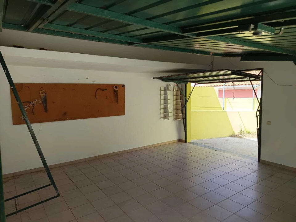 Moradia T6 para Venda em Marvila, Ribeira Santarém, São Salvador, São Nicolau Foto 12