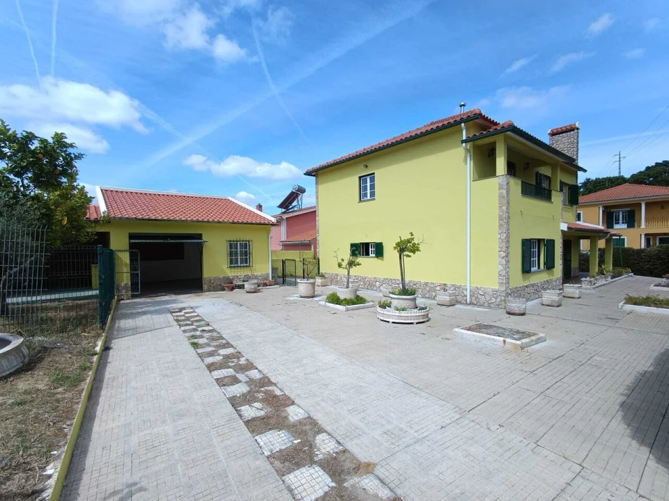 Moradia T6 para Venda em Marvila, Ribeira Santarém, São Salvador, São Nicolau Foto 3