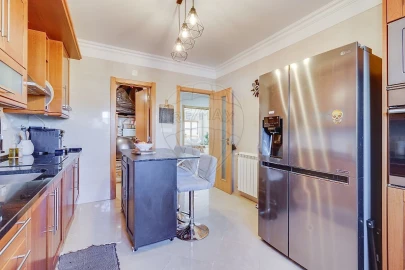 Apartamento T1 para Venda em Venteira