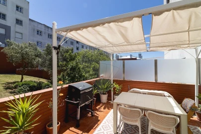 Apartamento T1 para Venda em Venteira