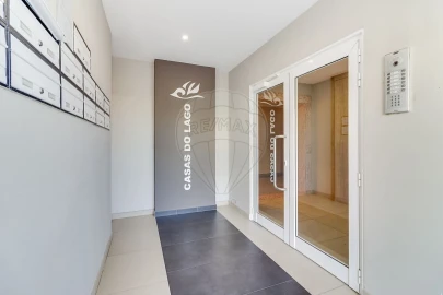 Apartamento T1 para Venda em Venteira