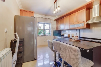 Apartamento T1 para Venda em Venteira