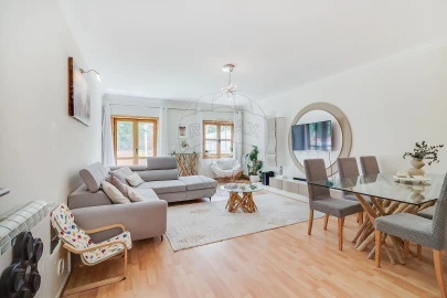 Apartamento T1 para Venda em Venteira