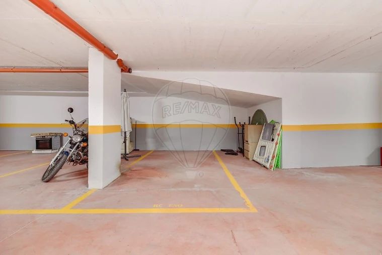 Apartamento T1 para Venda em Venteira Foto 15