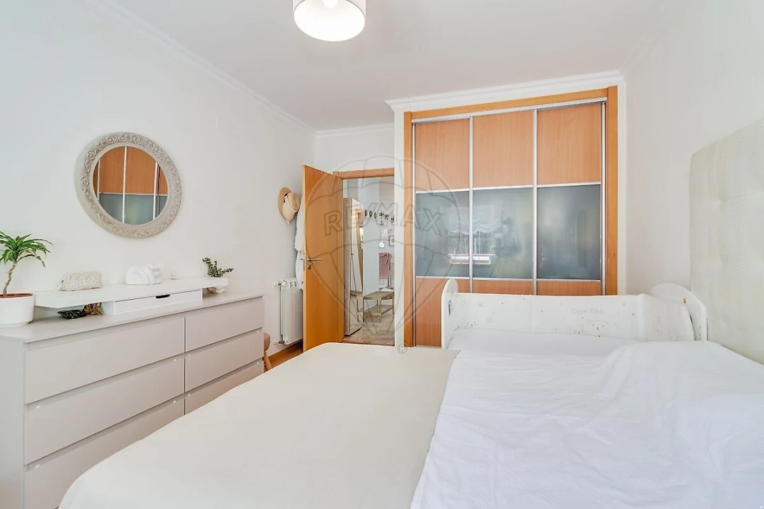 Apartamento T1 para Venda em Venteira Foto 12