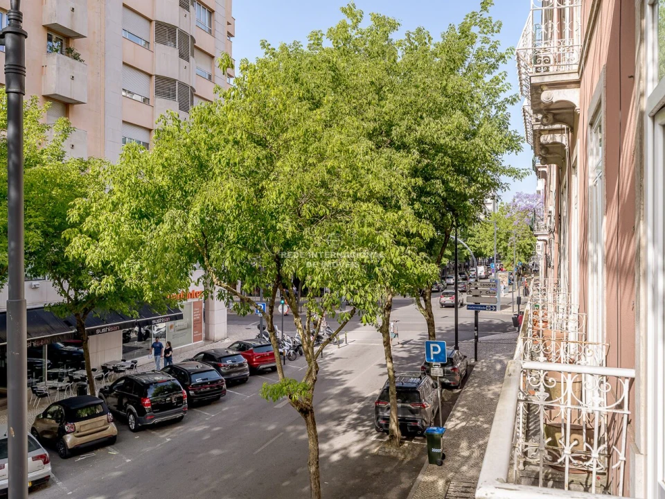 Apartamento T3 para Venda em Avenidas Novas Foto 24