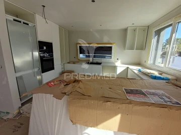 Moradia T4 para Venda em Quinta do Anjo
