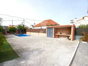 Moradia T5 para Venda em Quinta do Conde