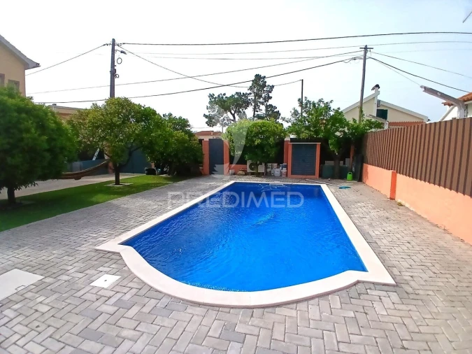 Moradia T5 para Venda em Quinta do Conde Foto 32