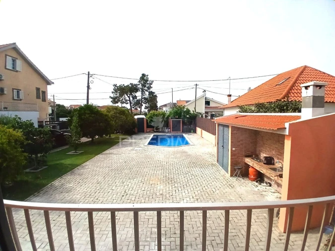 Moradia T5 para Venda em Quinta do Conde Foto 34