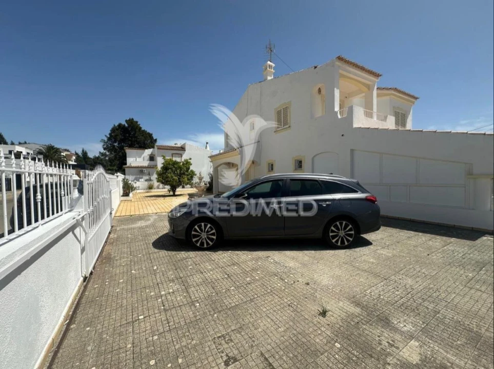 Moradia T5 para Venda em Alvor Foto 36