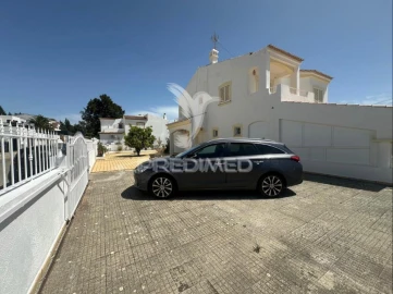 Moradia T5 para Venda em Alvor