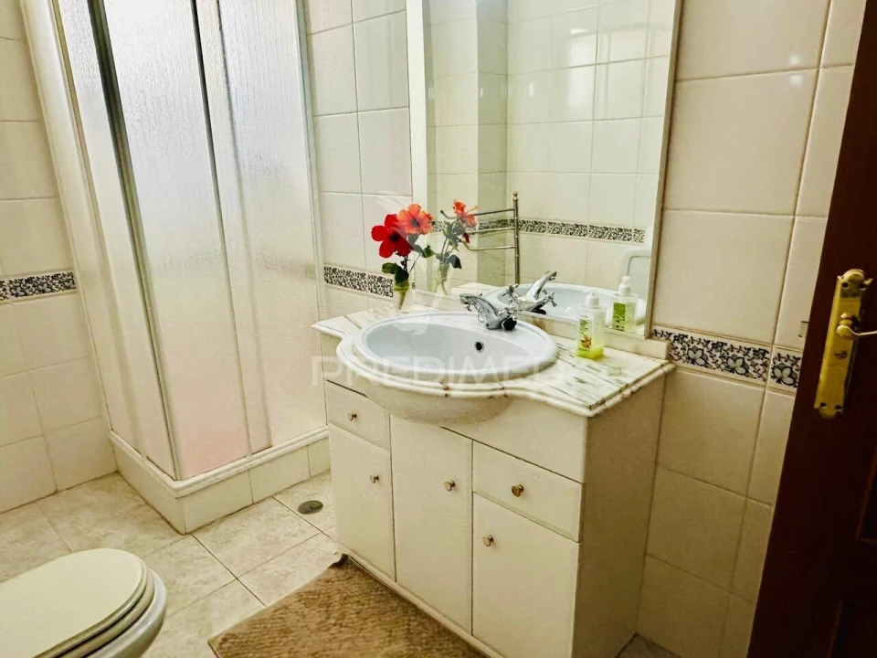 Moradia T5 para Venda em Alvor Foto 40