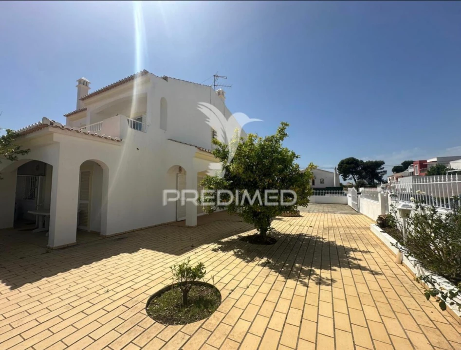 Moradia T5 para Venda em Alvor Foto 37
