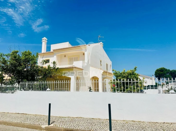 Moradia T5 para Venda em Alvor Foto 35