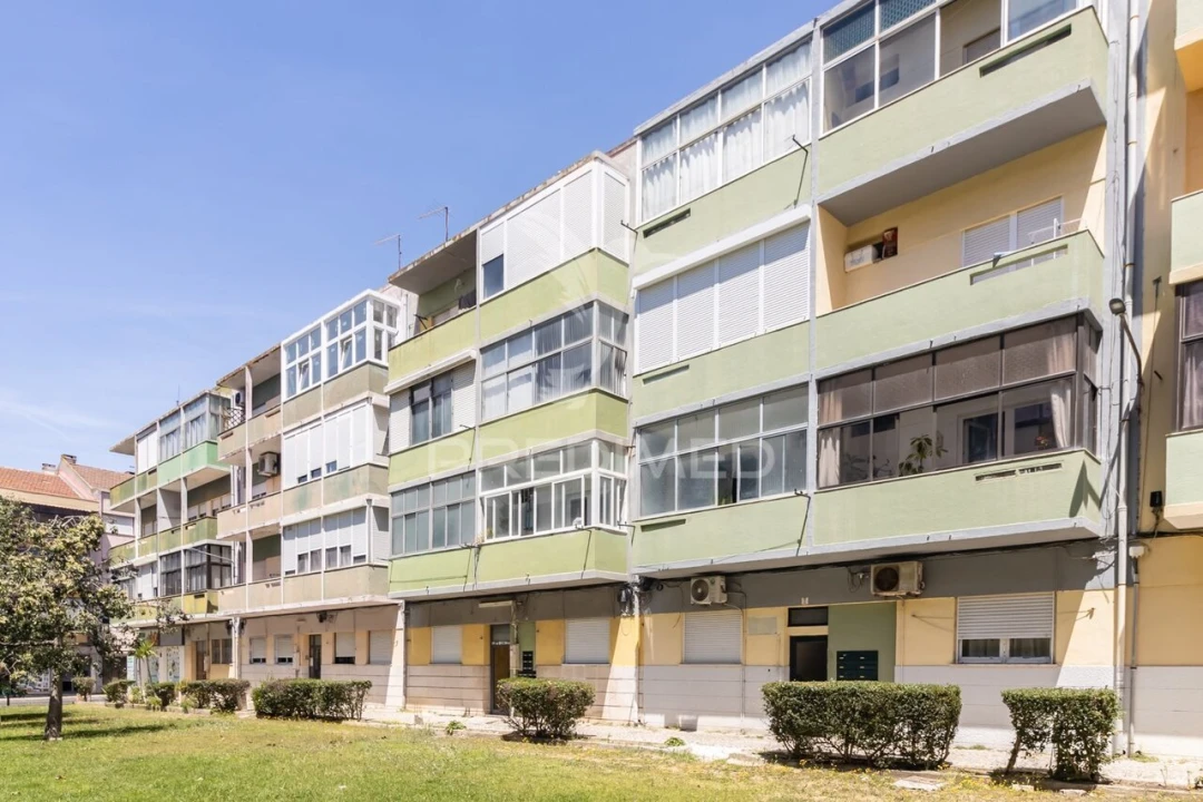Apartamento T1 para Venda em Alto do Seixalinho, Santo André e Verderena Foto 16