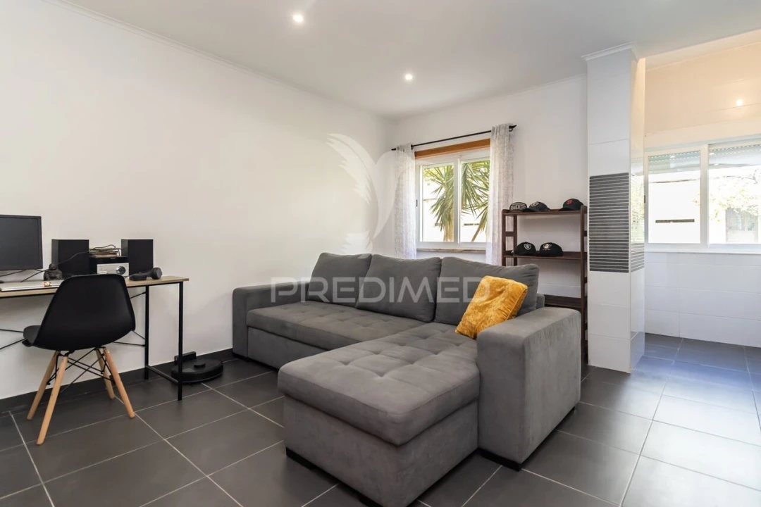 Apartamento T1 para Venda em Alto do Seixalinho, Santo André e Verderena Foto 2