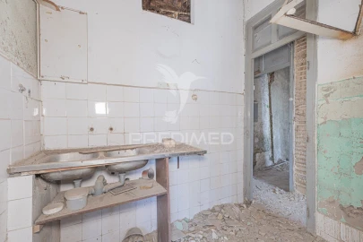 Prédio para Venda em Setubal (São Sebastião)