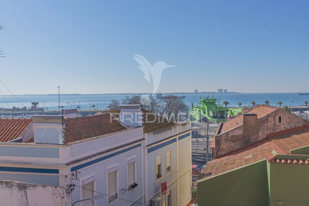 Prédio para Venda em Setubal (São Sebastião) Foto 3