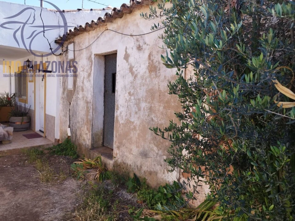Moradia T1 para Venda em São Bartolomeu de Messines Foto 5