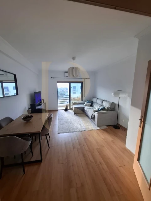 Apartamento T2 para Arrendamento em Seixal, Arrentela e Aldeia de Paio Pires