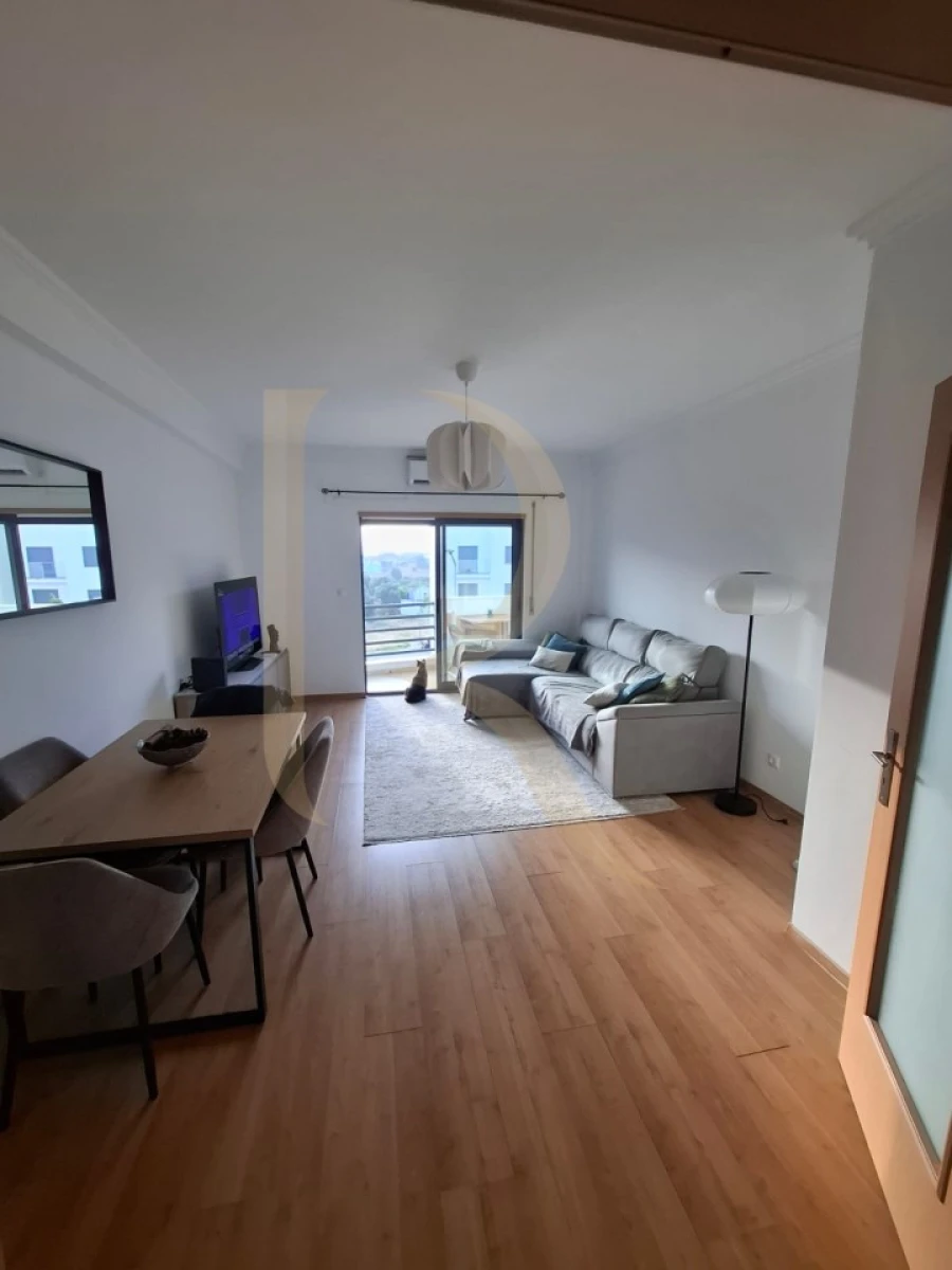 Apartamento T2 para Arrendamento em Seixal, Arrentela e Aldeia de Paio Pires Foto 3