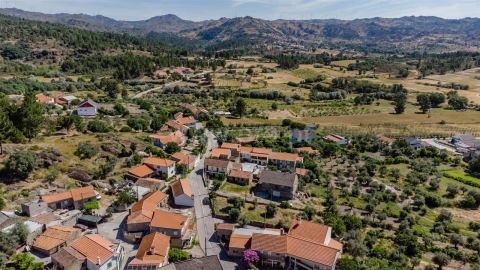 Moradia T3 para Venda em Bendada