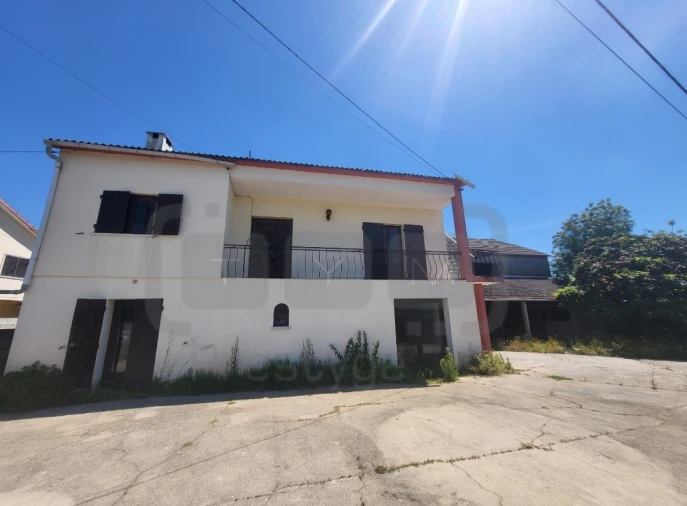 Moradia T3 para Venda em São João Baptista e Santa Maria dos Olivais Foto 12
