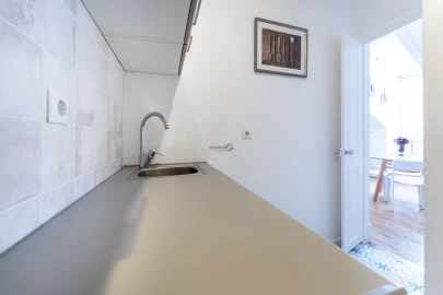 Apartamento T2 para Arrendamento em Misericórdia