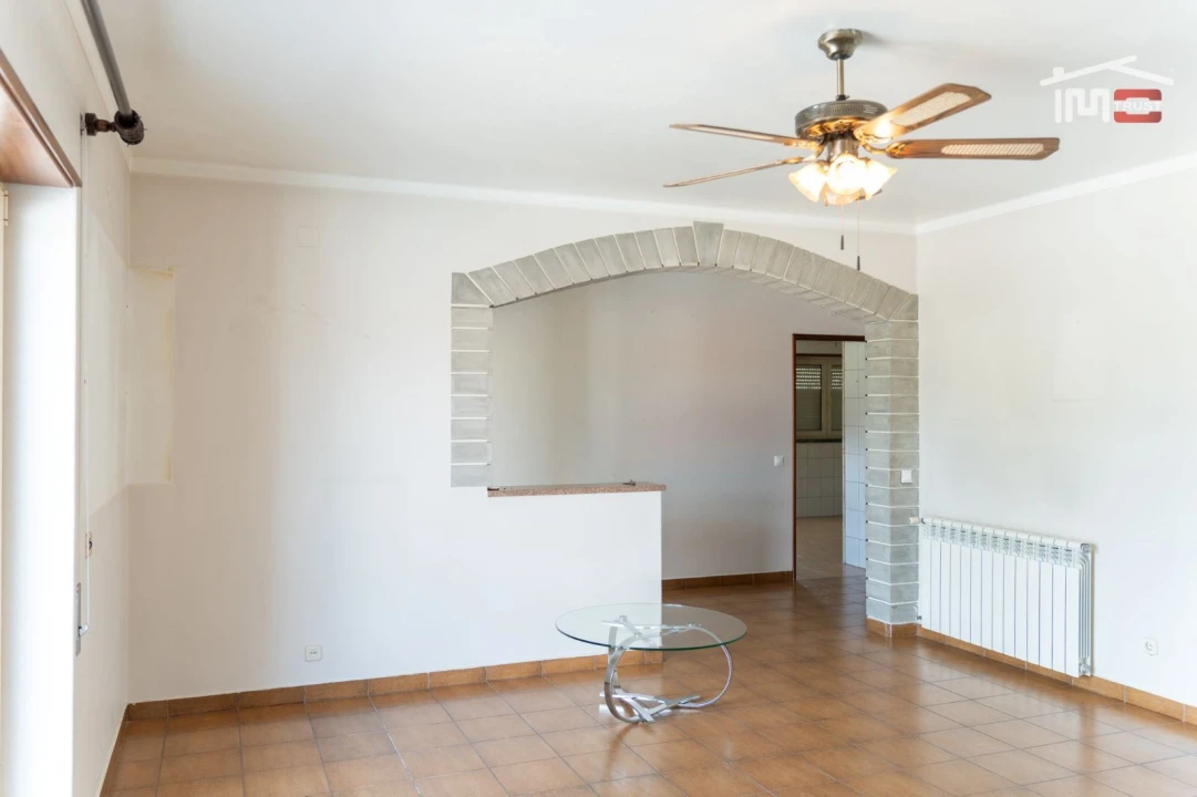 Apartamento T3 para Arrendamento em Fatima Foto 15