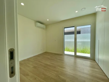 Moradia T3 para Venda em Fernao Ferro