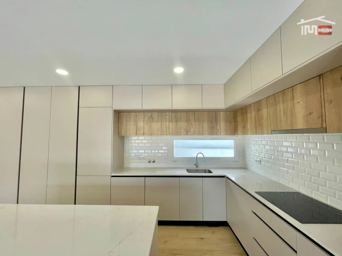 Moradia T3 para Venda em Fernao Ferro Foto 10