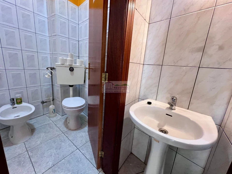 Moradia T2 para Venda em Ferradosa e Sendim da Serra Foto 8