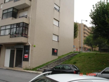 Loja para Arrendamento em Braga (Maximinos, Sé e Cividade)