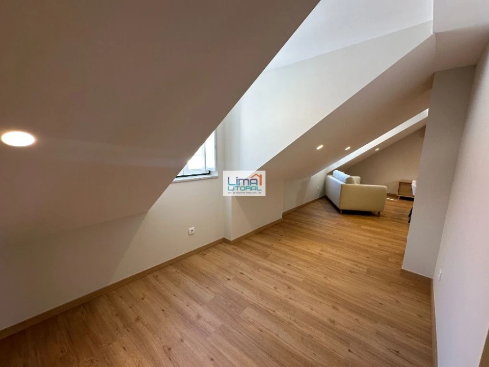 Apartamento T0 para Venda em Leiria, Pousos, Barreira e Cortes Foto 14