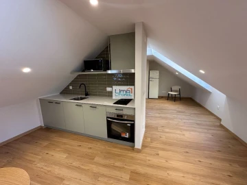 Apartamento T0 para Venda em Leiria, Pousos, Barreira e Cortes