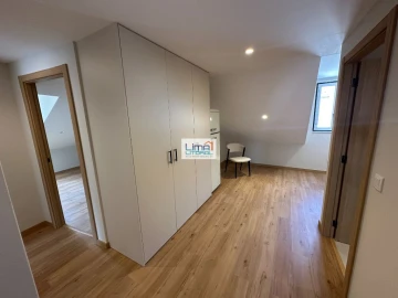 Apartamento T0 para Venda em Leiria, Pousos, Barreira e Cortes